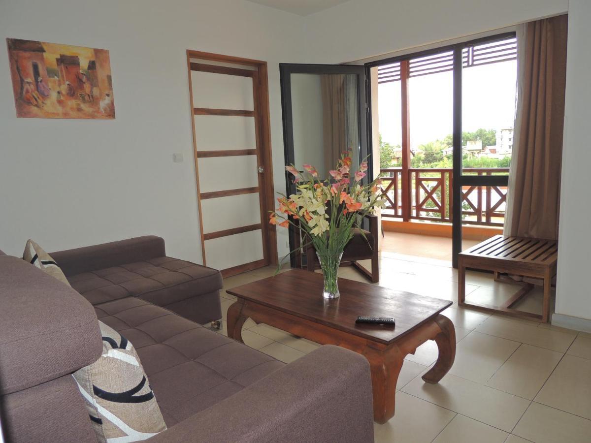 Plumeria Hotel Antsirabe Exterior photo