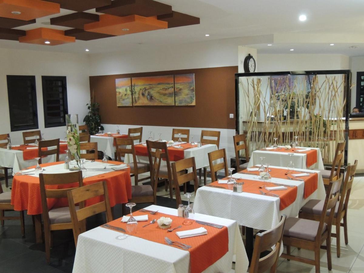 Plumeria Hotel Antsirabe Exterior photo